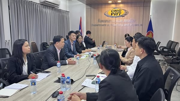โครงการประเมินความพร้อมของตลาดในภูมิภาคล้านช้าง-แม่โขงฯ เข้าหารือร่วมกับ กระทรวงโยธาธิการและขนส่ง